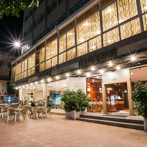 gaudi.top-hotels-tarragona.com/