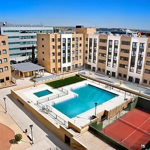 compostela-suites.besthotelstoledo.com/